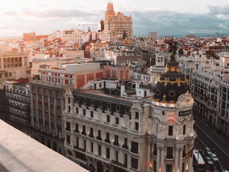 Elegant İspanya & Endülüs Turu - THY ile 7 Gece - Ekstra Turlar Dahil (MAD-BCN)