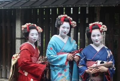 Elegant Japonya & Güney Kore Turu - Qatar HY ile 9 Gece - Ekstra Turlar Dahil (Koyo Zamanı)